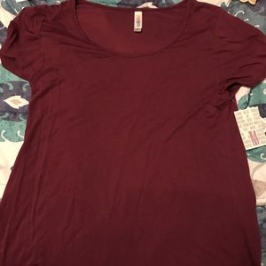 Medium maroon top